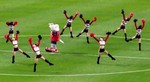 コンサドールズのパフォーマンス