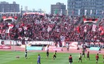 ゴール裏を埋めたコンサドーレ・サポ