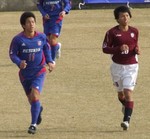 むさしDF廣木と2ゴールの神戸FW小川