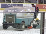 スヌーピーも大好きな整氷車