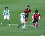 前座試合の少年サッカー