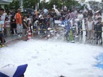 夏の雪遊び