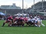 スクラムから球を出す秋田中央