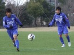 3点目を決めた高田(左)と2点目を演出した日浦(右)