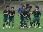 3点目を奪い、喜ぶリベリモの選手たち