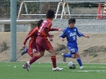 敵陣へ攻め込むヴォルティスMF今井