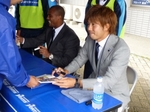 エリゼウと島村の選手サイン会