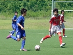 吉野川の攻撃を防ぐプルミエールのMF7番