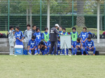 田村監督の指示を聞く選手たち