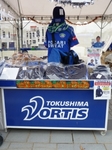ハロウィン仕様のグッズ売り場