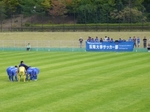 阪南大の円陣と応援団