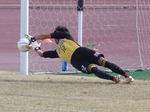 PKをセーブした藤枝GK豊瀬