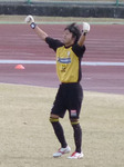 PK成功で勝利を決めて喜ぶ藤枝GK豊瀬